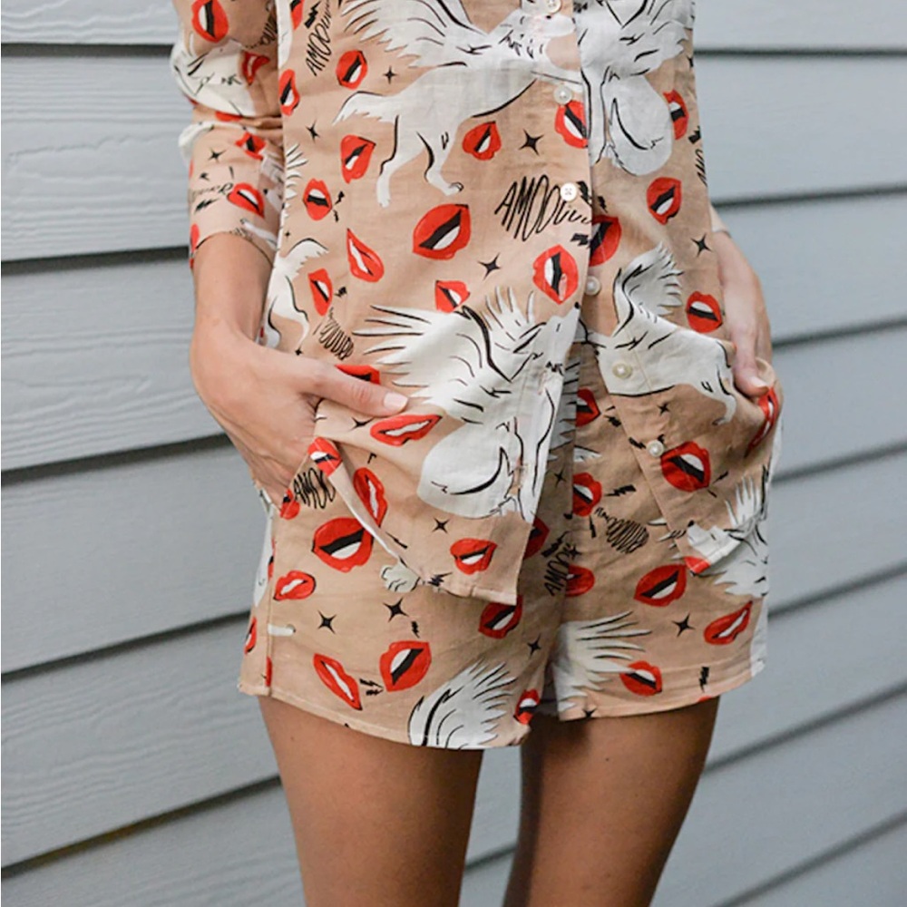 LAS SUREÑAS
Linen Blend Short Wolf Kisses Beige